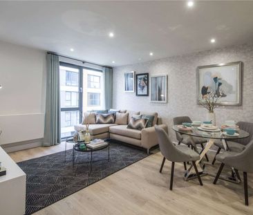 A stylish apartment ideally located for town and station - Photo 1