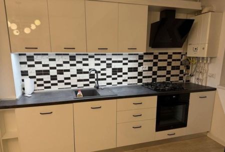 Aparatorii patriei studio dublu etaj 4 - Fotografie 4