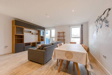 2 bedroom flat to rent - Photo 3