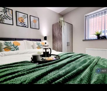 1 bedroom in a house share to rent - Photo 5