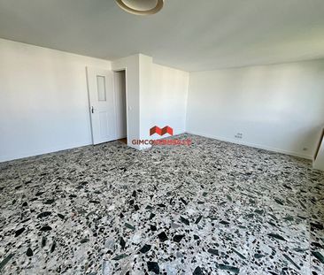 Location Appartement 4 pièces 66m² - Photo 3