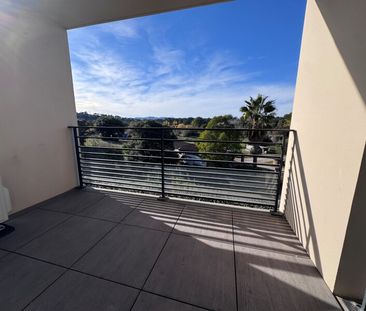 Location Appartement 2 pièces 46m² FREJUS 83600 - Photo 5