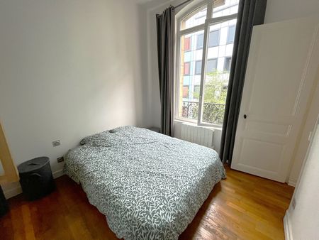 Location Appartement 2 pièces 41m² ROUEN 76000 - Photo 2