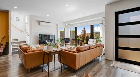 Exceptional 4-Bedroom Family Home - Photo 5