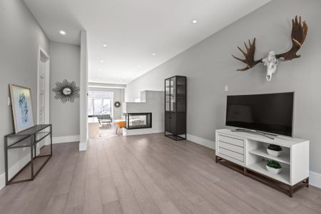 For Lease - 425B Valermo Drive, Toronto, Ontario - Photo 2