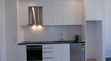 Modern & Effortless Townhouse Living - Photo 3