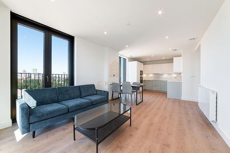 Menara Point, Twelve Trees Park, WesHam - Photo 2