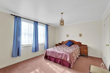 Charming 3 bedroom Fully furnished Apartment in the Heart of Launceston - Offering a Perfect Urban lifestyle! - Photo 5