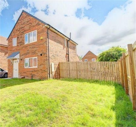 3 bedroom detached house to rent - Photo 2