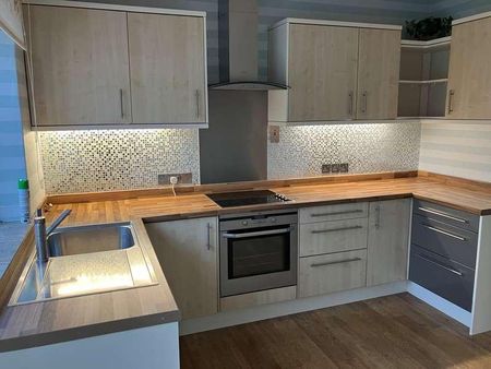 South Street, Romford, RM1 - Photo 5