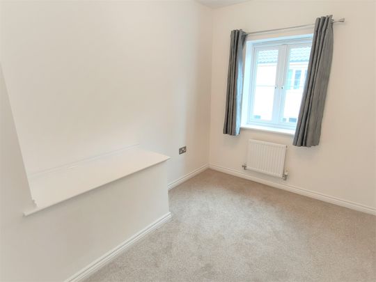 Blake Walk, Bury St. Edmunds - Photo 1