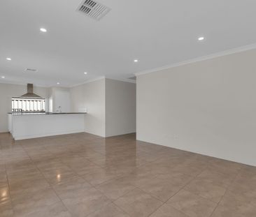 Welcome to 10 Pristine Loop, Baldivis - a stunning 3-bedroom house - Photo 3