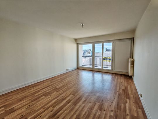 Location Appartement 3 pièces 71m² - Photo 1