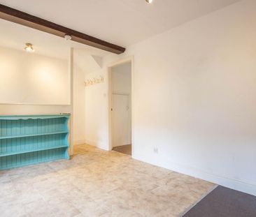 3 bedroom barn conversion to rent - Photo 1