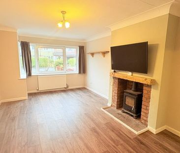 3 bedroom terraced house to rent - Photo 3