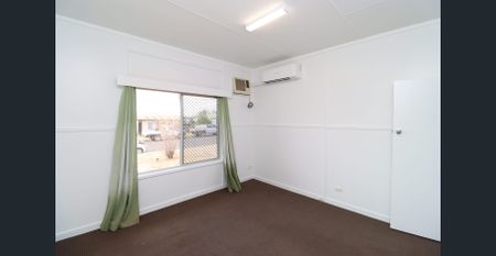 A lot to offer on Lae St! - Photo 5
