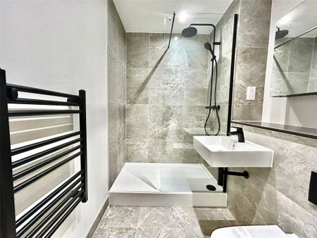 2 bedroom apartment to rent - Photo 5