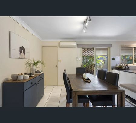 9 Lavender Close, Wavell Heights, Qld 4012 - Photo 4