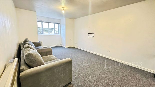 2 bedroom apartment to rent Larkspur Gardens, Luton, Bedfordshire, LU4 - Photo 1