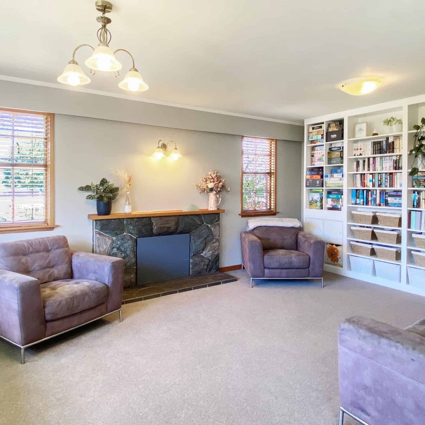 Sunny, Spacious and Secure! - Photo 1