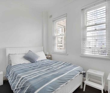 Fully furnished Art Deco Studio in Prime Location - Photo 5