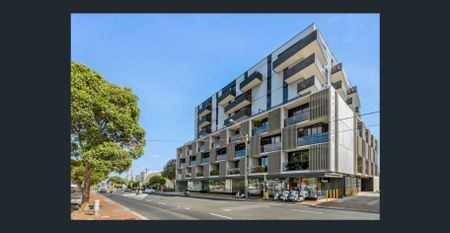 ONE BEDROOM APARTMENT IN GREAT LOCATION - Photo 3