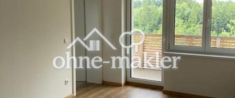 Moderne 2-Zimmer-Wohnung mit Balkon und Blick ins Grüne in Lalling - Foto 1