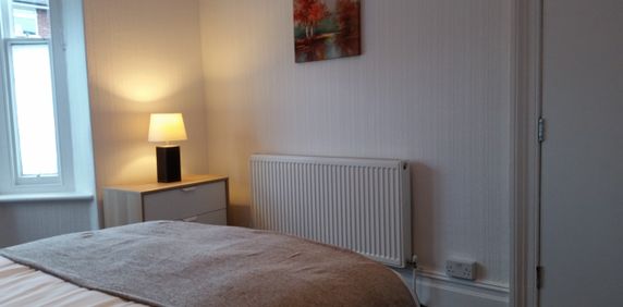 Great house with nice, friendly housemates - Photo 2
