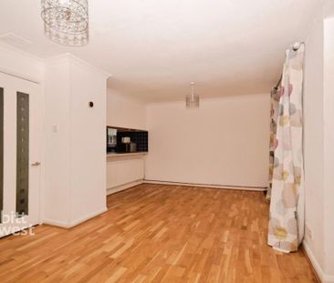 4 bedroom terraced house to rent - Photo 1