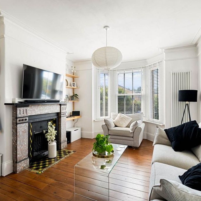 3 bedroom terraced house to rent - Photo 1