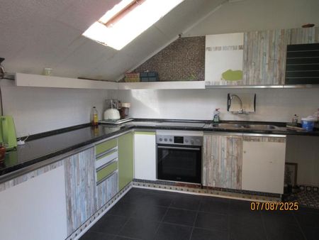 4040 Urfahr, Leonfeldnerstr.283: Einfache 4 Zimmerwohnung, 81m2 WNFL, ablösefreie Küche, Balkon, DG, 2.Stock - Photo 4