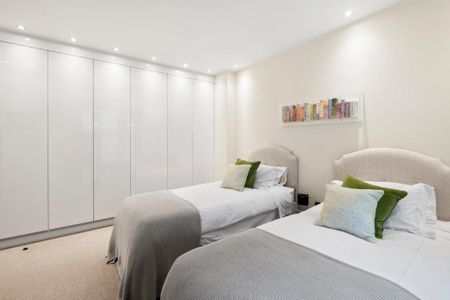 3 bedroom flat to rent - Photo 5