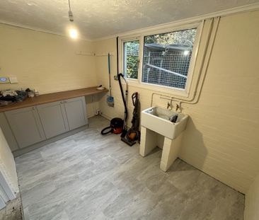 New Road, Great Yarmouth, Catfield - Photo 2