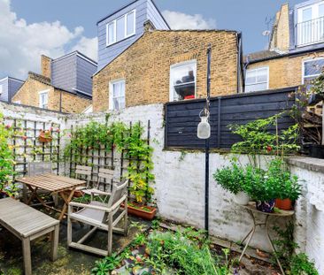 3 bedroom terraced house to rent - Photo 4