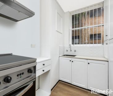 Charming & Convenient Two-Bedroom Unit - Photo 5