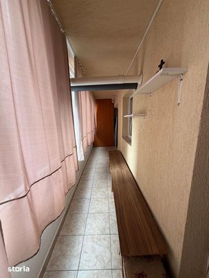 Apartament de inchiriat 2 camere decomandat si parcare! - Photo 1