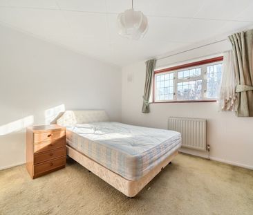 2 bedroom end of terrace house to rent - Photo 4
