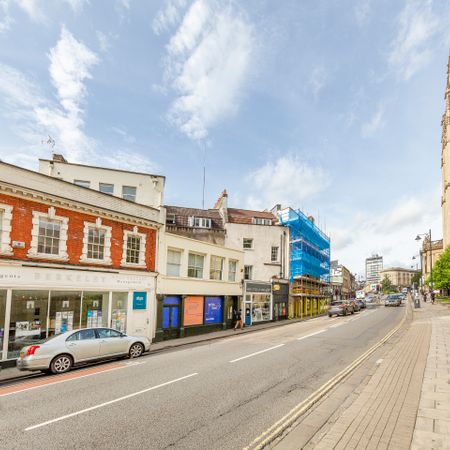 Student Properties to Let - Photo 3