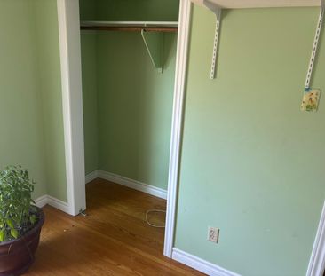 For Lease - 543 Glendene Crescent Unit# Main, Waterloo, Ontario - Photo 1