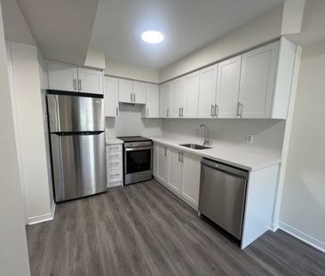 For Lease - 4975 Southampton Drive Unit# 232, Mississauga, Ontario - Photo 5