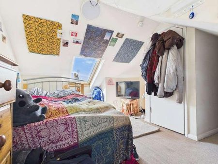 Totland Road, Brighton, BN2 - Photo 2