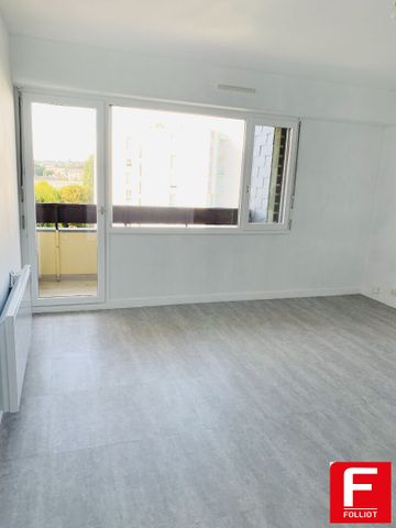 A LOUER Studio 50000 Saint-Lô 1 pièce 29.18 m² - Photo 3