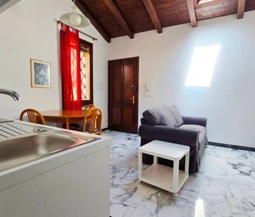 Bilocale via Luigi Zamboni, Centro Storico, Bologna - Foto 1