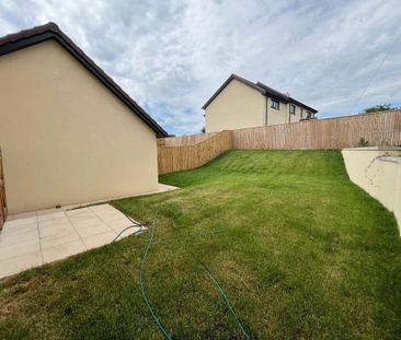 3 bedroom detached house to rent - Photo 2