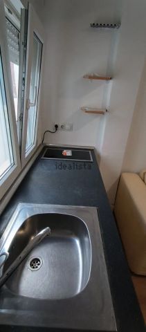 Alquiler de piso en Calle Alonso de Palencia - Photo 3