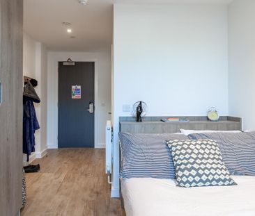 1 bedroom private hall to rent - Photo 1