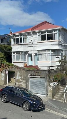 Incredible value large 2 bedroom flat - Photo 1