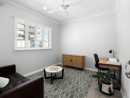 Spacious Dual-Living Family Home in Prime Cannon Hill Location - Photo 3