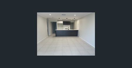 Four Bedroom Home - Photo 4