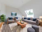 Dachgeschoss Deluxe 350 € - Foto 1